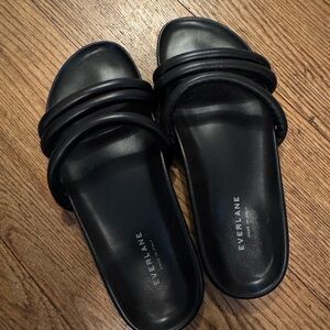 Everlane Women's Classic Black Sandals